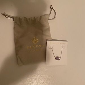 Kendra Scott pendant necklace